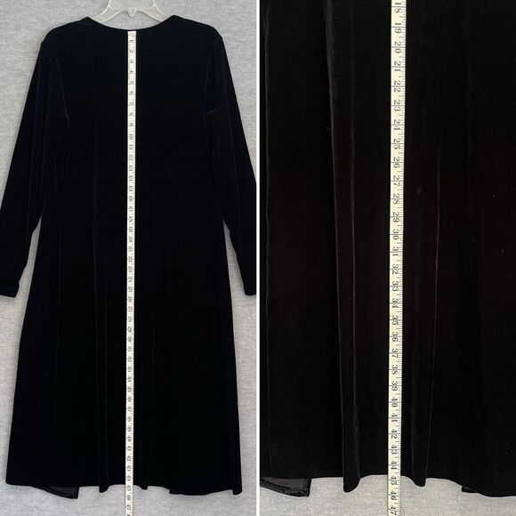 JS Collections Long Black Velvet Duster L Rhinestone Clasp Witchy Opera Vintage - Picture 10 of 13